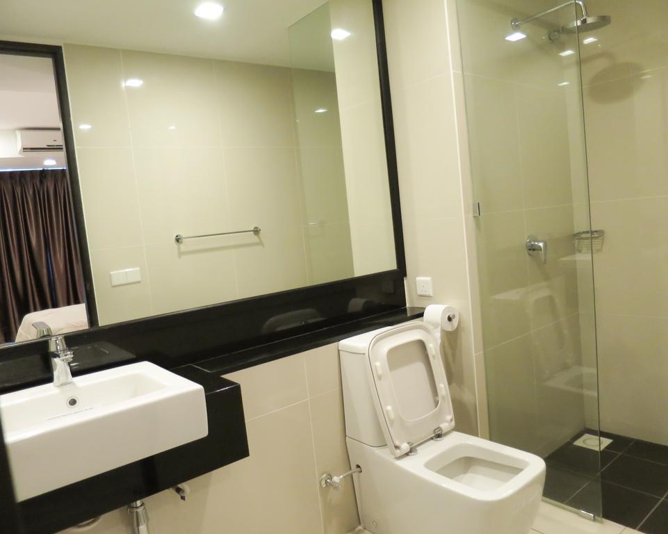 Cosy Modern Apartment コタキナバル エクステリア 写真