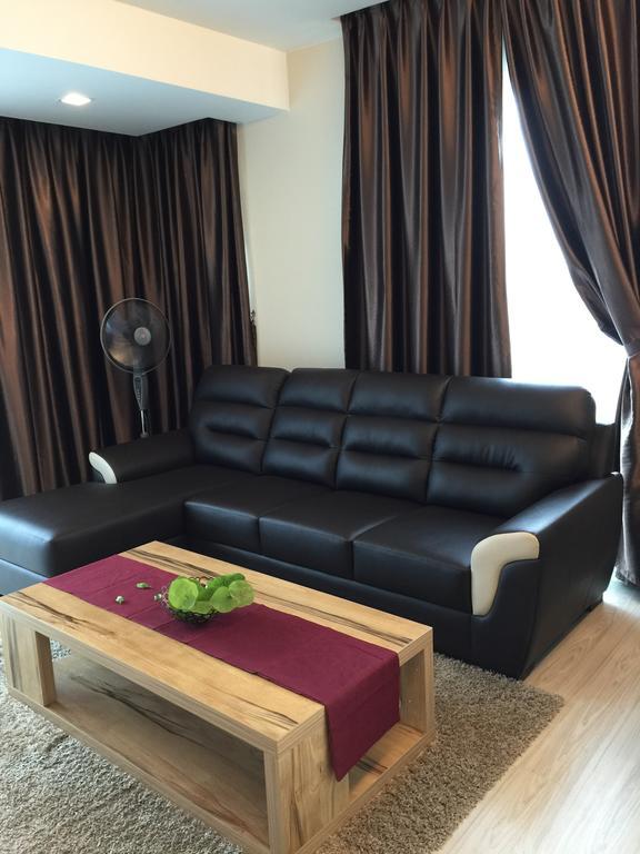 Cosy Modern Apartment コタキナバル エクステリア 写真