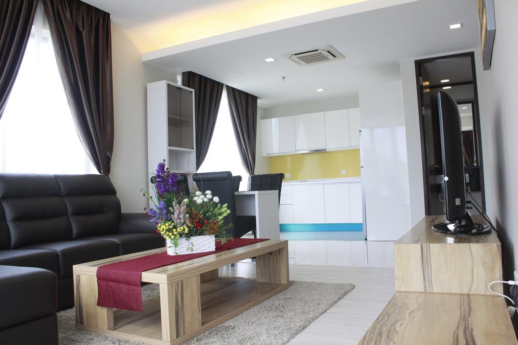 Cosy Modern Apartment コタキナバル エクステリア 写真
